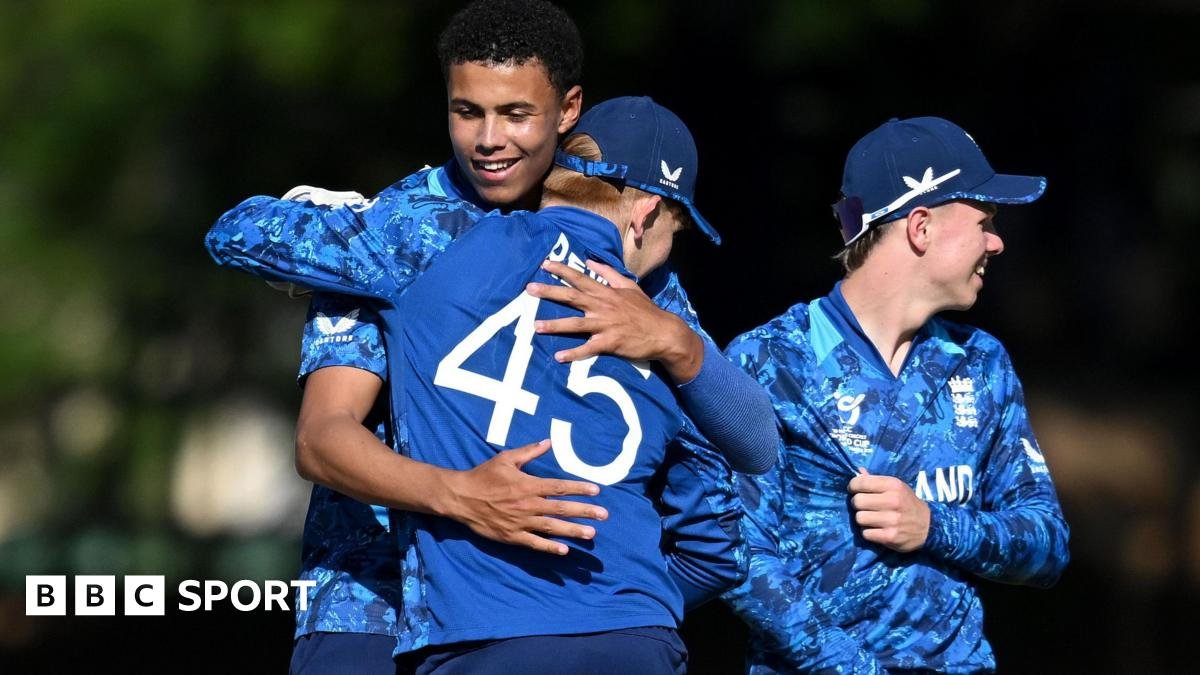 U19 World Cup: Manny Lumsden takes 5-17 as England beat New Zealand to reach semi-finals