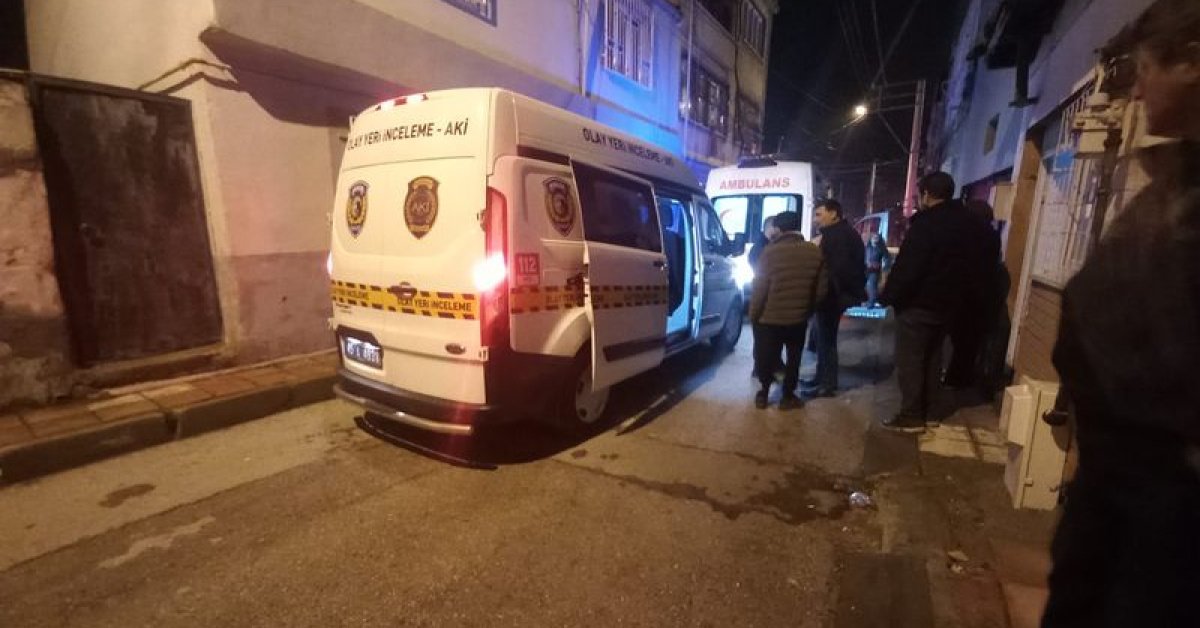 Manisa’da 78 yaşındaki anne, 52 yaşındaki oğlunu yatağında ölü buldu