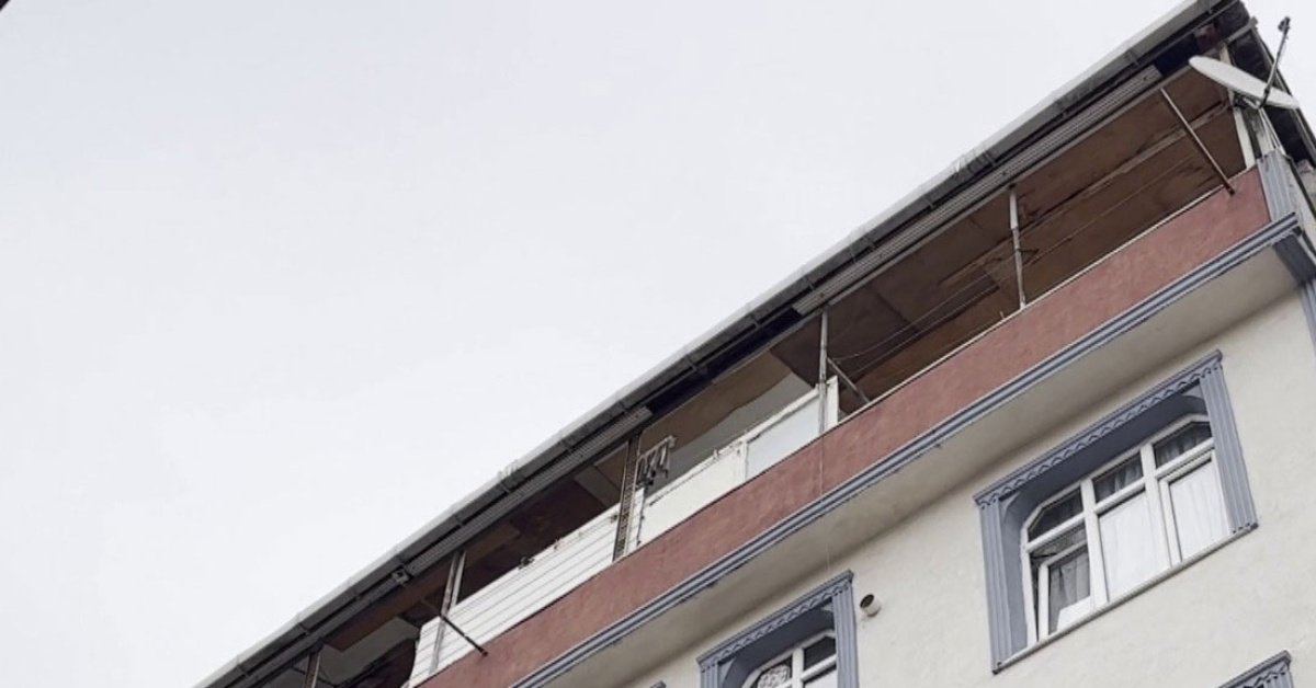 İstanbul’da dehşet! Polis eve girdi 3 kişiyi ölü buldu | SON DAKİKA HABERİ