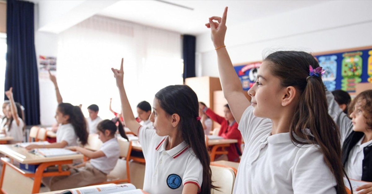 Yarıyıl tatili ne zaman bitiyor? 15 tatil uzatıldı mı, okullar ne zaman açılacak, ayın kaçında?