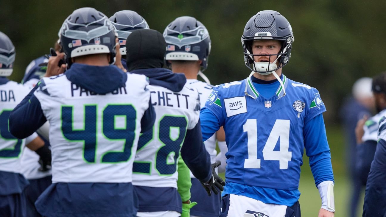 Seahawks’ Darnold ‘hasn’t flinched’ despite playing with injury