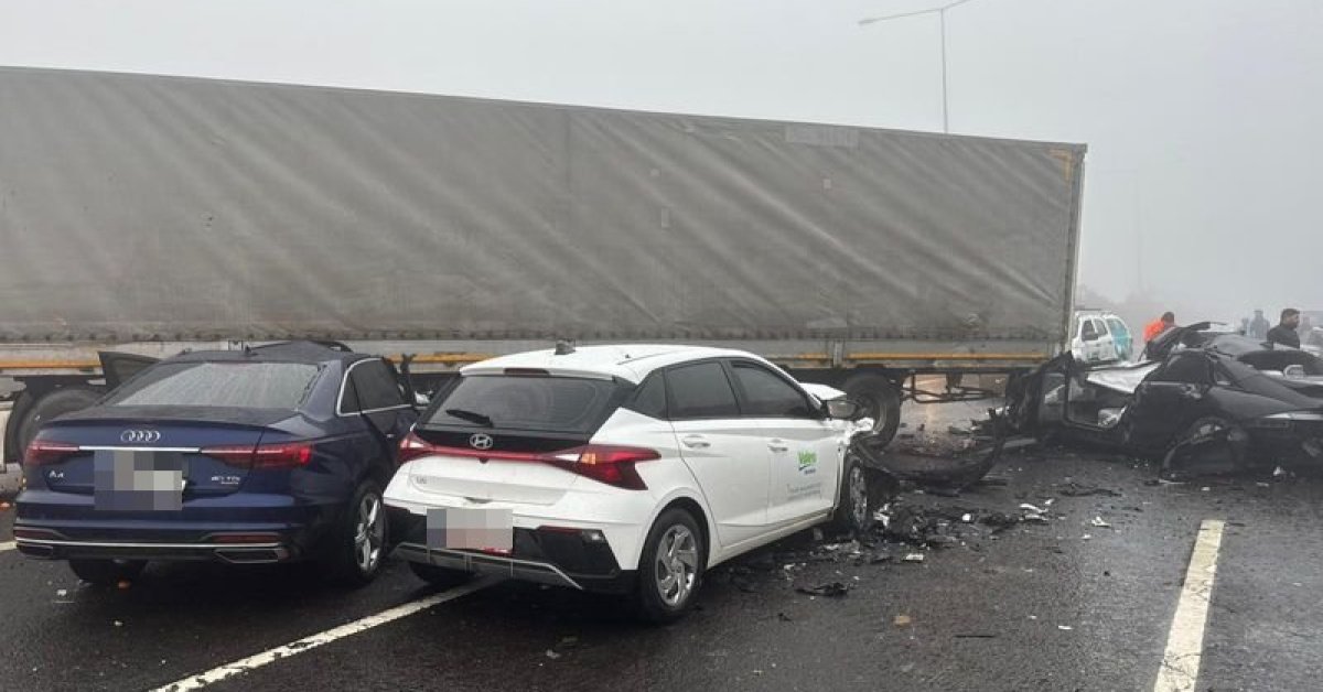 Son dakika: Yoğun siste zincirleme kaza! Yaralılar var!