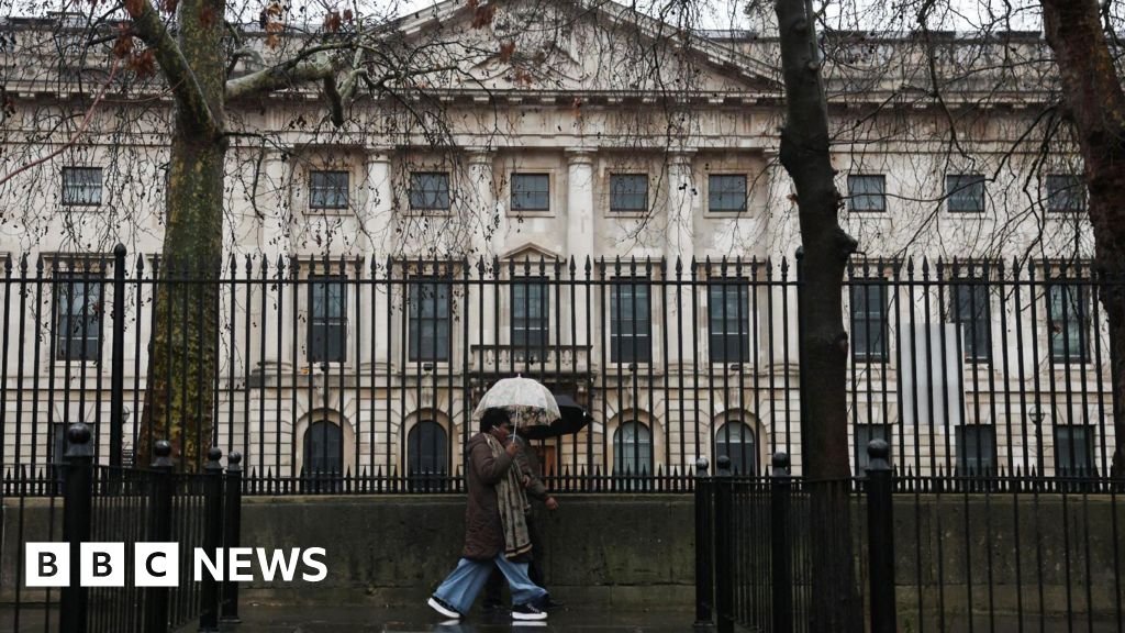 UK approves plans for Chinese mega-embassy in London