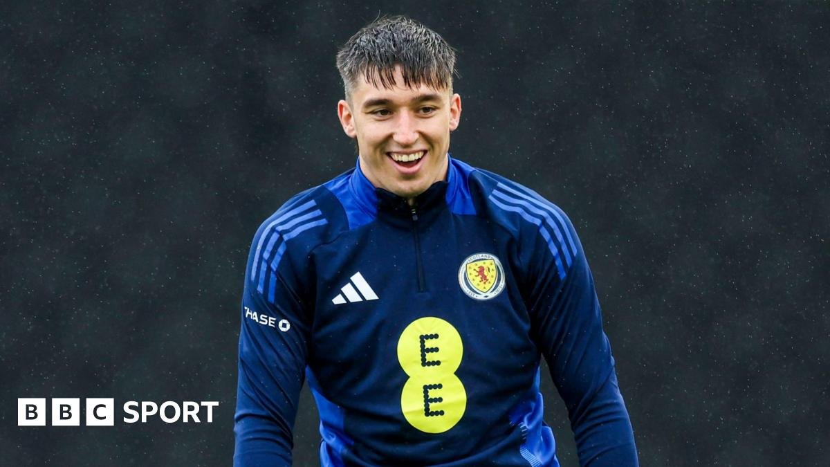 Kieron Bowie: Hibernian striker coveted by Serie A club Verona