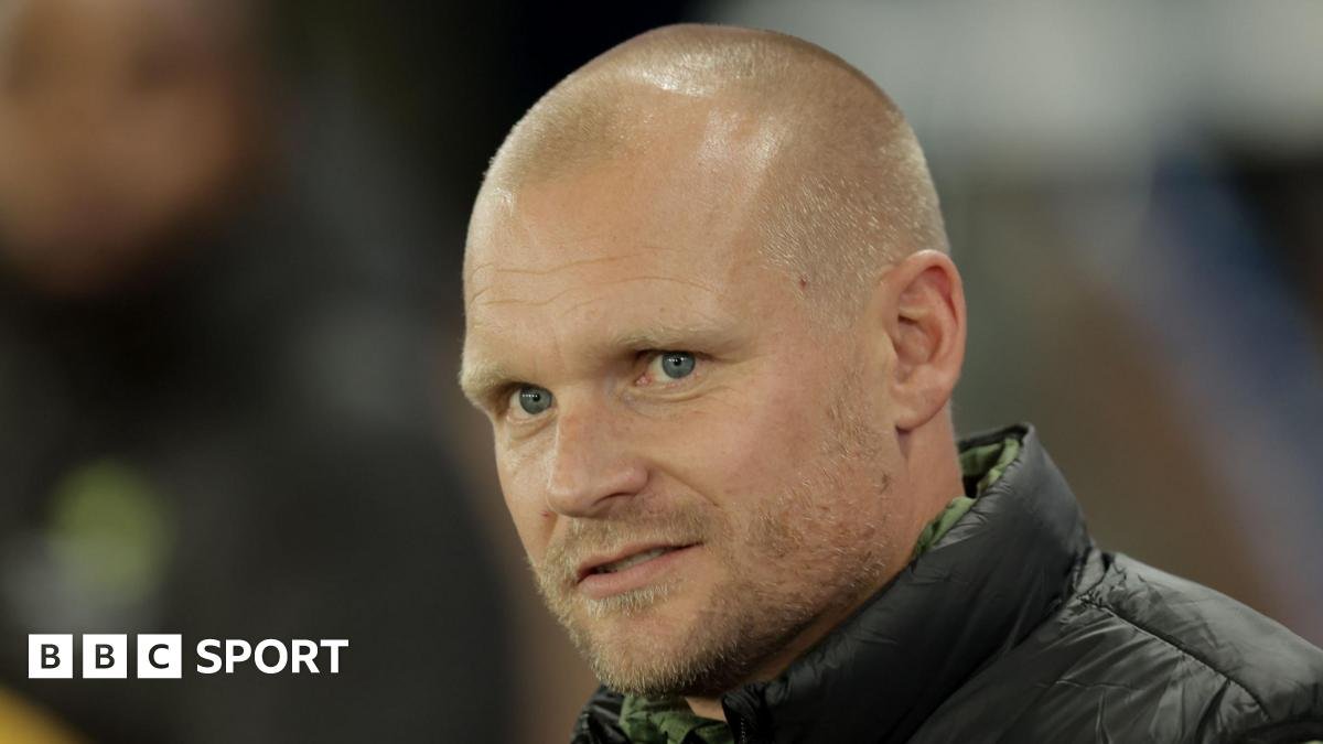 Liam Manning: Huddersfield Town name ex-Norwich City and Bristol City boss as head coach