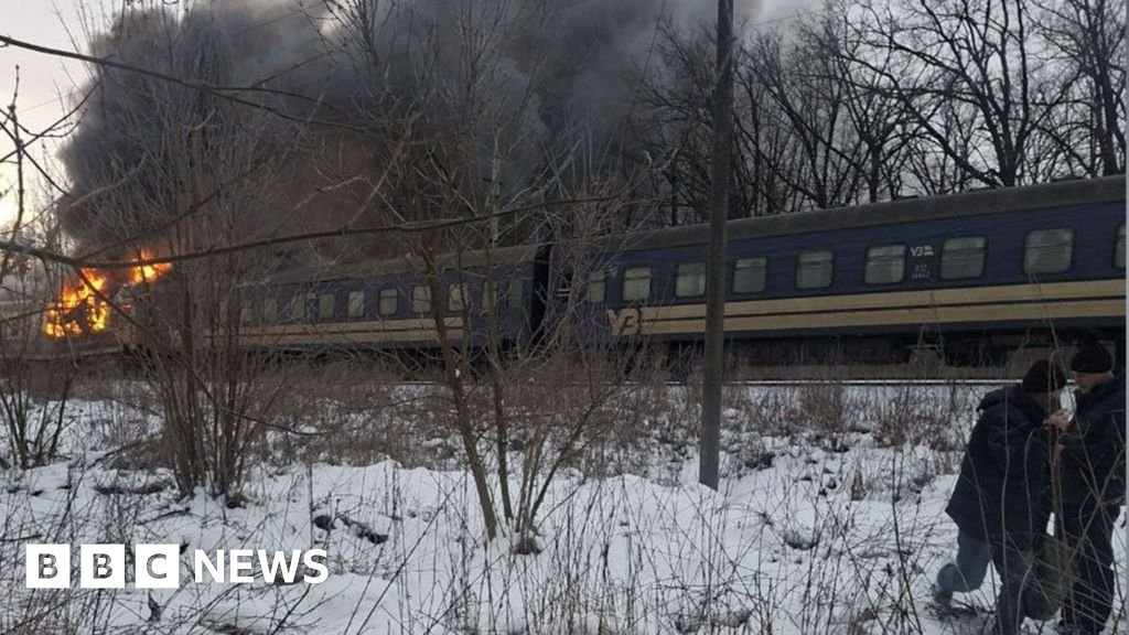 Passenger tells BBC of moment of Russian drone strike on crowded train