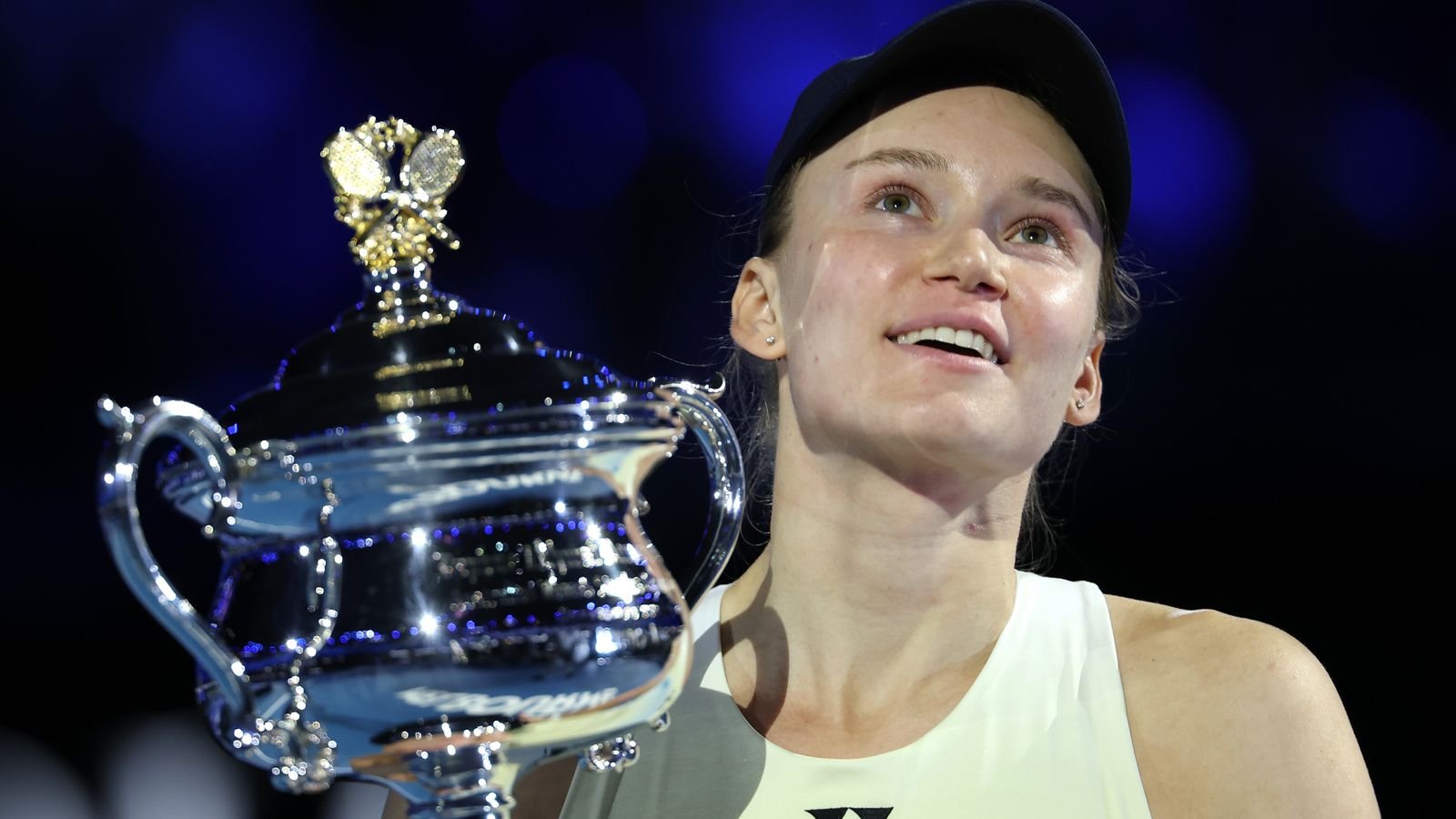 Australian Open: Elena Rybakina defeats world No 1 Aryna Sabalenka to win maiden title in Melbourne | Tennis News