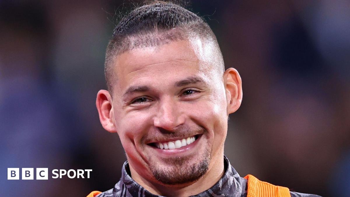 Kalvin Phillips: Man City midfielder signs on loan with Sheffield United for rest of season