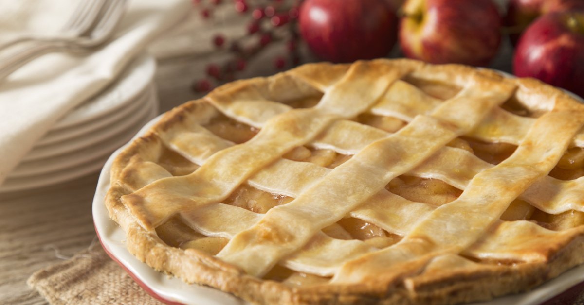 Elmalı turta nasıl yapılır, malzemeleri neler? ymk