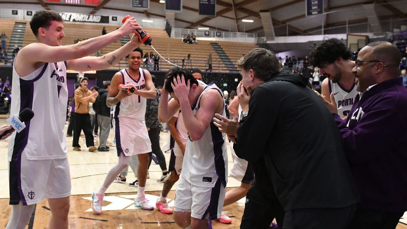Portland, led by injured coach, takes down No. 6 Gonzaga