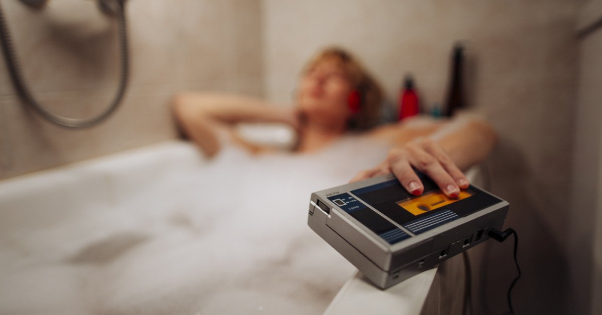 Banyoda müzik dinlemek günah mı? Diyanet’e göre banyoda müzik dinlemek caiz mi?