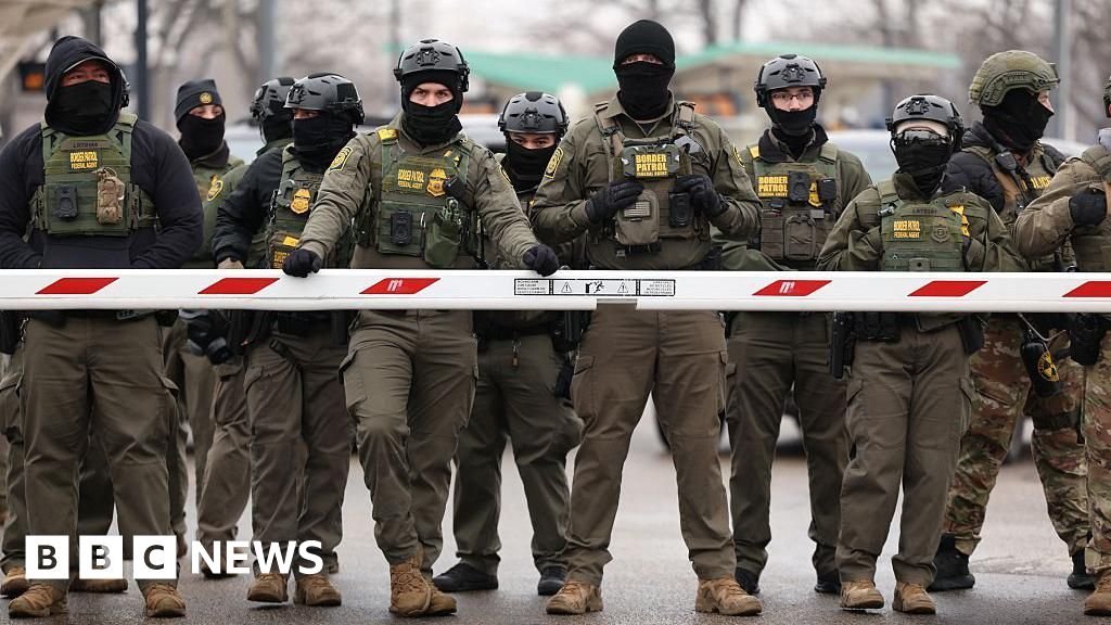 Federal officers in Minneapolis to get body cameras 'effective immediately'