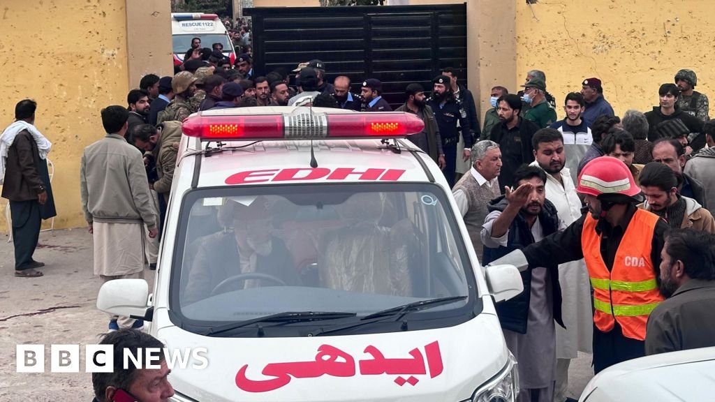 More than 30 killed in blast at Pakistan mosque, officials say
