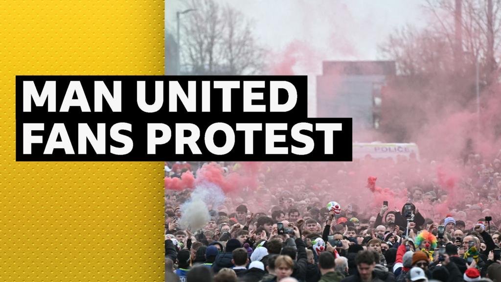 Manchester United fans protest against ‘mess’ caused by club owners