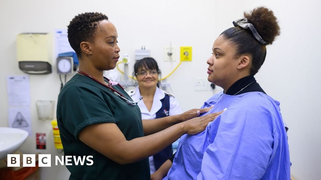 Earlier cancer diagnosis and faster treatment, government promises