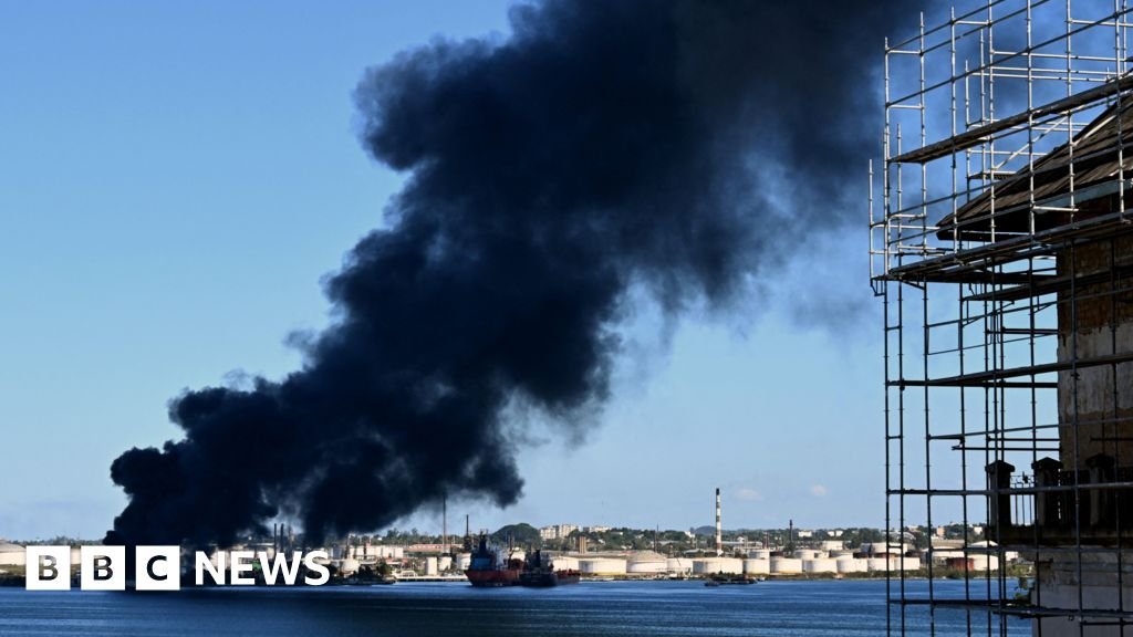 Oil refinery blaze hits Cuba as fuel crisis deepens