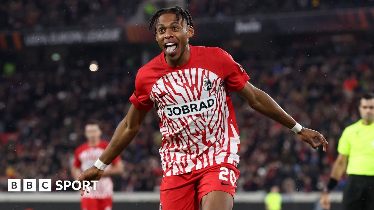 Freiburg’s Junior Adamu and Brentford’s Benjamin Arthur join Celtic on loan