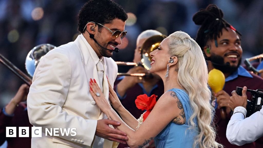 Bad Bunny piles on Puerto Rican patriotism